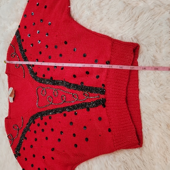 Cannelloni hand knit, hand beaded red dolman sleeve sweater - Picture 9 of 12